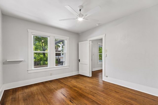 1204 Taylor ST, Austin, TX 78702