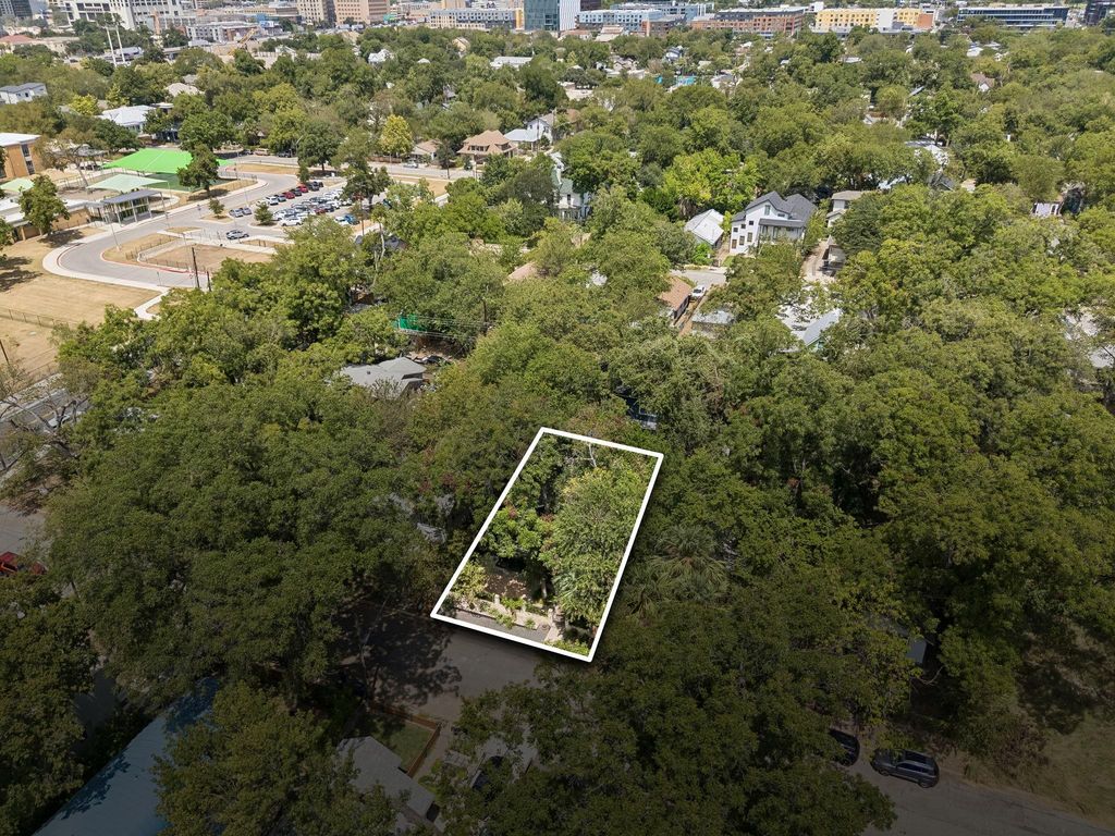 1204 Taylor ST, Austin, TX 78702
