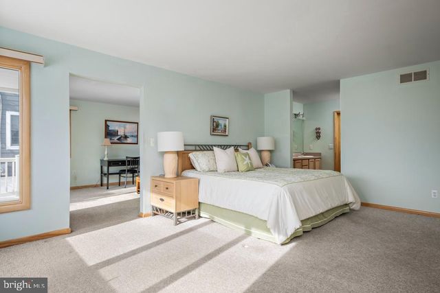 25 W BAYBERRY DR, Long Beach Township, NJ 08008