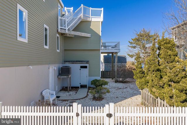 25 W BAYBERRY DR, Long Beach Township, NJ 08008