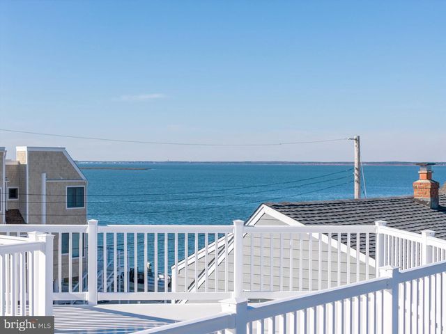 25 W BAYBERRY DR, Long Beach Township, NJ 08008