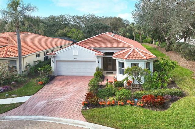 9301 Troon Lakes DR, Naples, FL 34109
