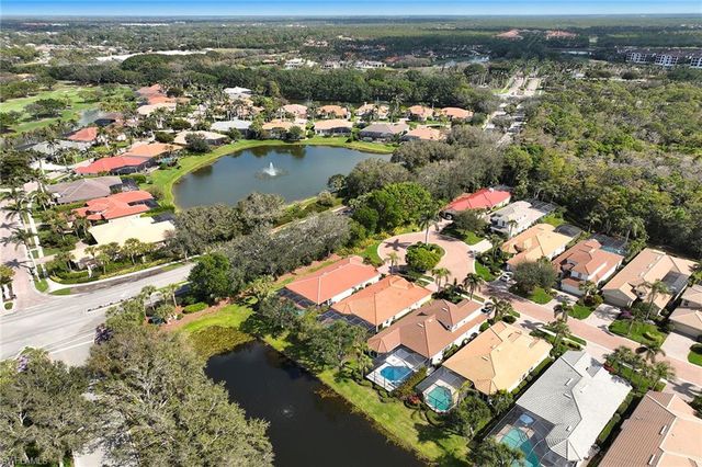 9301 Troon Lakes DR, Naples, FL 34109