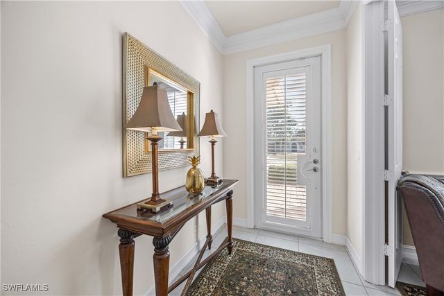 691 92nd AVE N, Naples, FL 34108