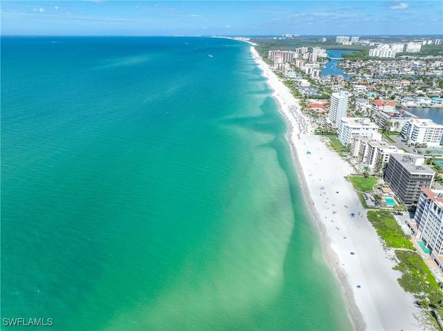 691 92nd AVE N, Naples, FL 34108