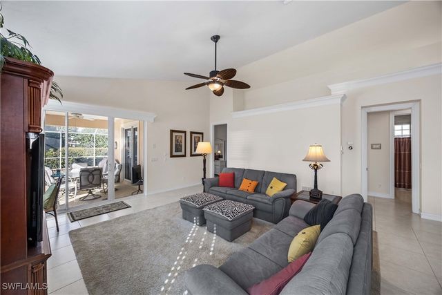 691 92nd AVE N, Naples, FL 34108