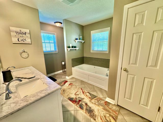 150 WESTWOOD CIR, Ripley, TN 38063