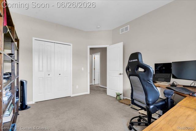 27099 Celtic Drive, Flat Rock, MI 48134