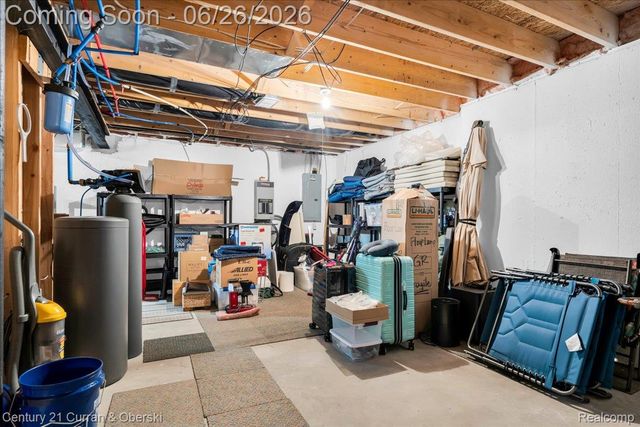 27099 Celtic Drive, Flat Rock, MI 48134