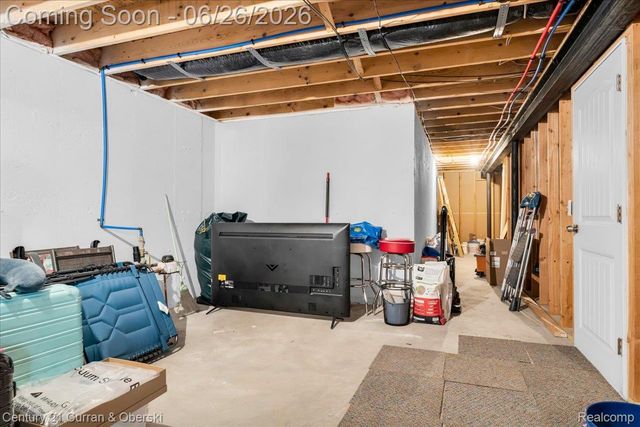 27099 Celtic Drive, Flat Rock, MI 48134