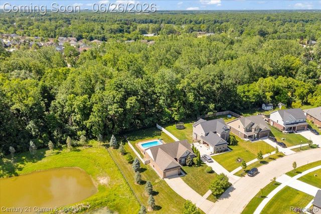 27099 Celtic Drive, Flat Rock, MI 48134