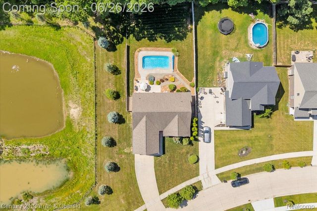 27099 Celtic Drive, Flat Rock, MI 48134