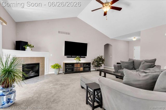 27099 Celtic Drive, Flat Rock, MI 48134