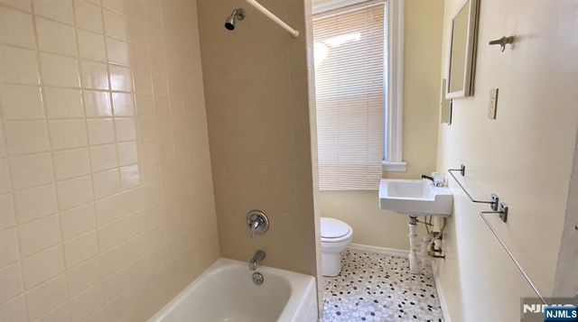 760 Harrison Avenue 6, Harrison, NJ 07029