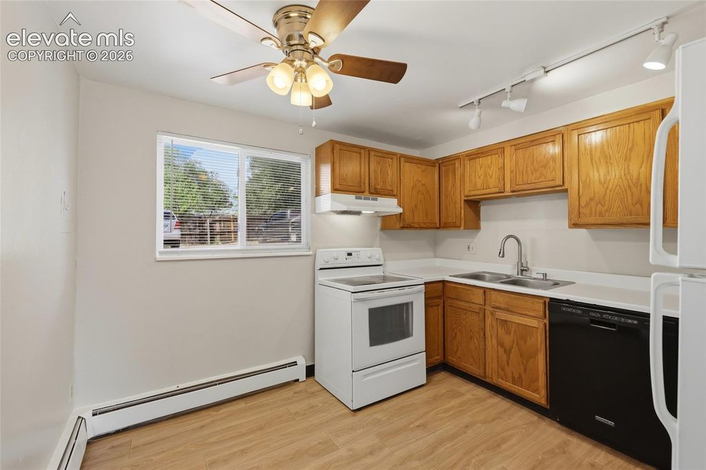 4060 airport Road, Colorado Springs, CO 80910 — photo 4