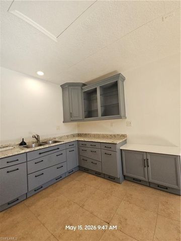 4048 33rd AVE NE, Naples, FL 34120