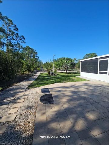 4048 33rd AVE NE, Naples, FL 34120