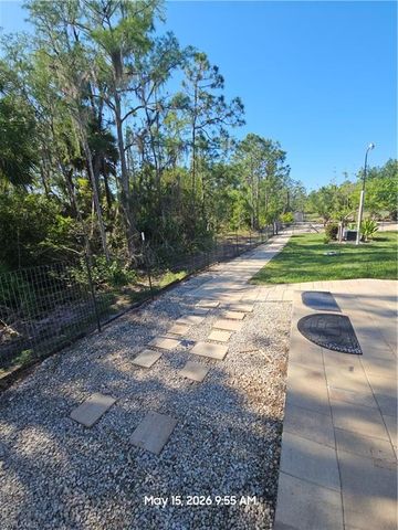 4048 33rd AVE NE, Naples, FL 34120
