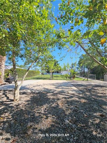 4048 33rd AVE NE, Naples, FL 34120