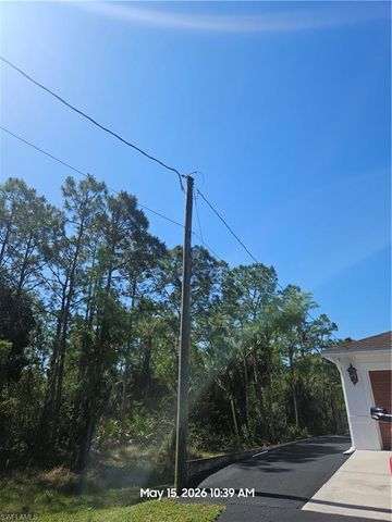 4048 33rd AVE NE, Naples, FL 34120