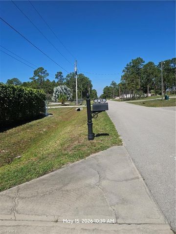 4048 33rd AVE NE, Naples, FL 34120
