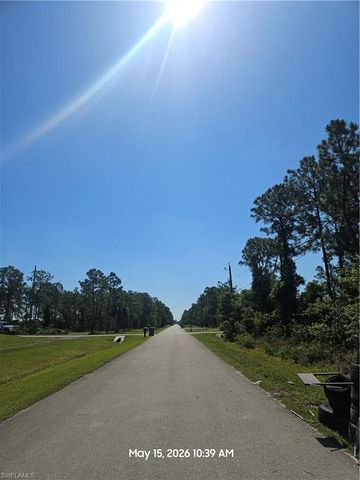 4048 33rd AVE NE, Naples, FL 34120