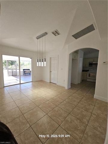 4048 33rd AVE NE, Naples, FL 34120
