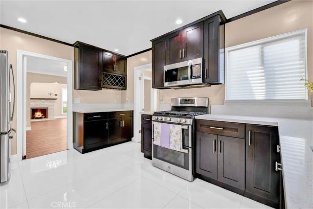 423 S Poinsettia, Compton, CA 90221