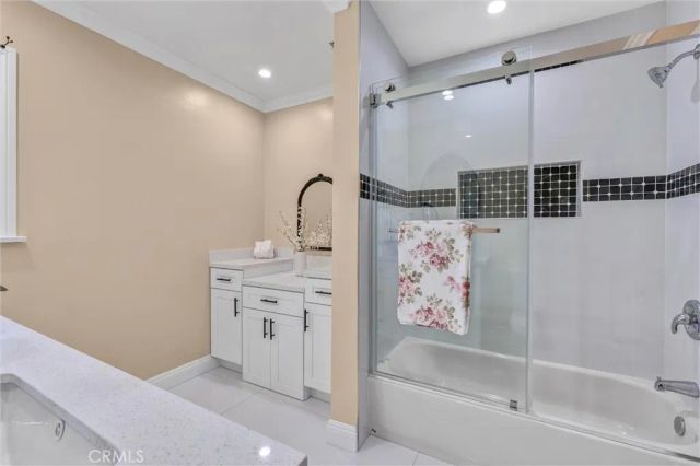 423 S Poinsettia, Compton, CA 90221