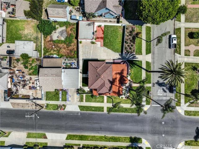423 S Poinsettia, Compton, CA 90221