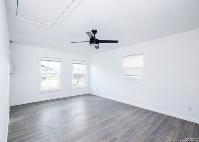 115 W Harlan Ave, San Antonio, TX 78214