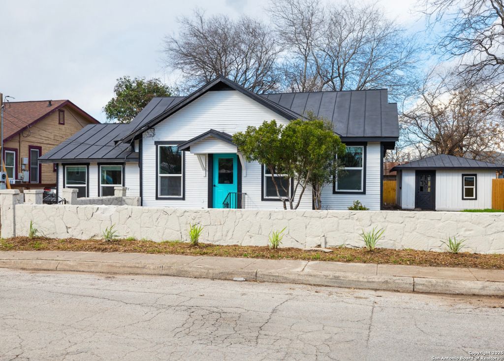 115 W Harlan Ave, San Antonio, TX 78214