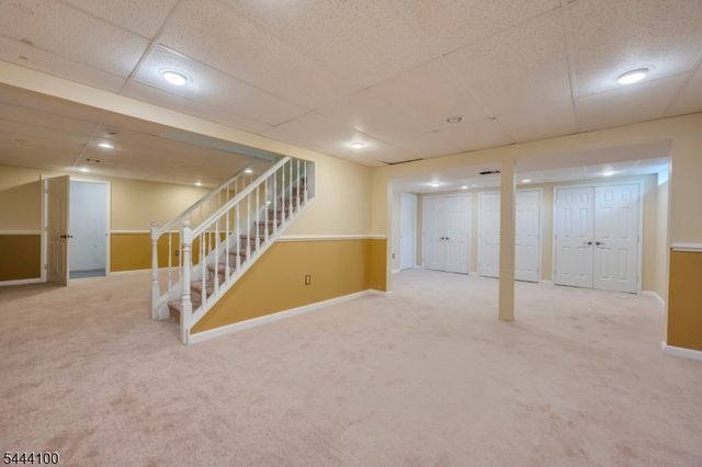 6 Saint Andrews Dr, Washington Twp., NJ 07882