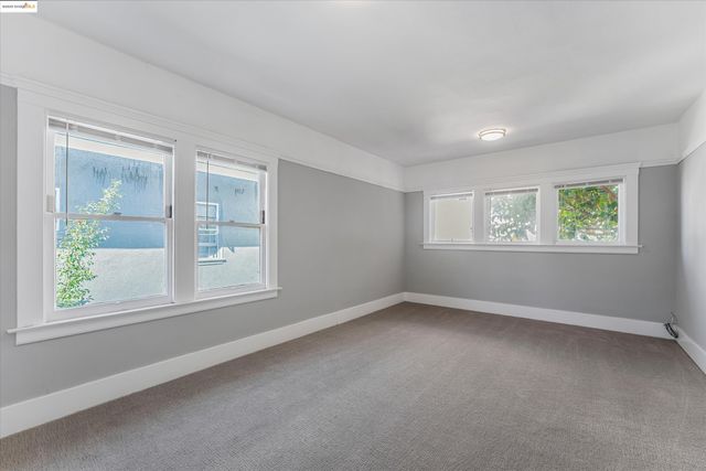3531 Lakeshore Ave, Oakland, CA 94610