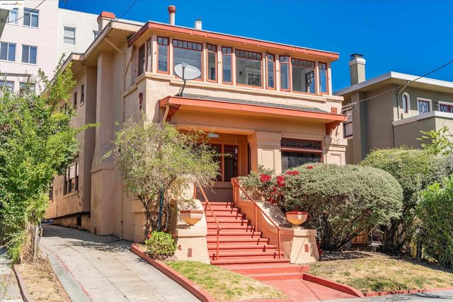 3531 Lakeshore Ave, Oakland, CA 94610