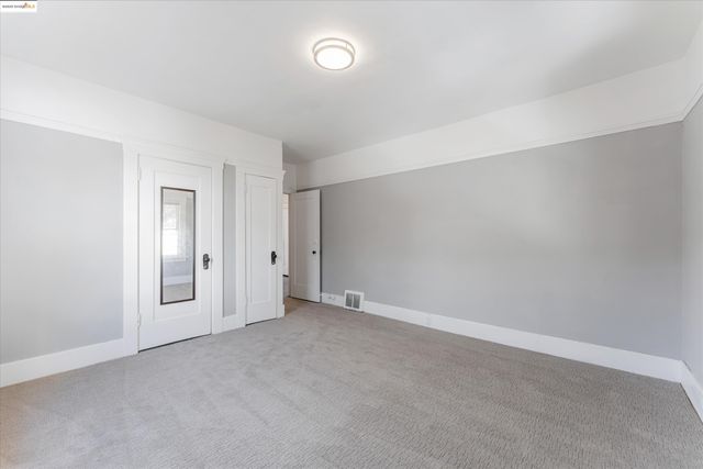 3531 Lakeshore Ave, Oakland, CA 94610