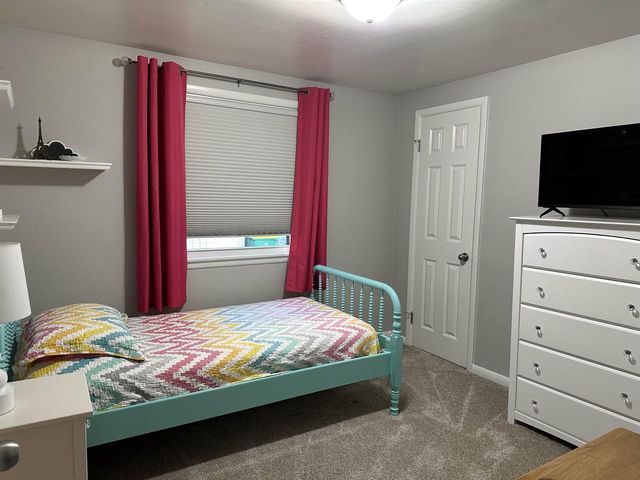 1193 BOND STREET, Green Bay, WI 54303