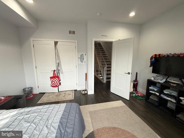 819 N 5TH ST, Philadelphia, PA 19123