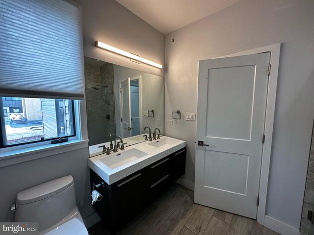 819 N 5TH ST, Philadelphia, PA 19123