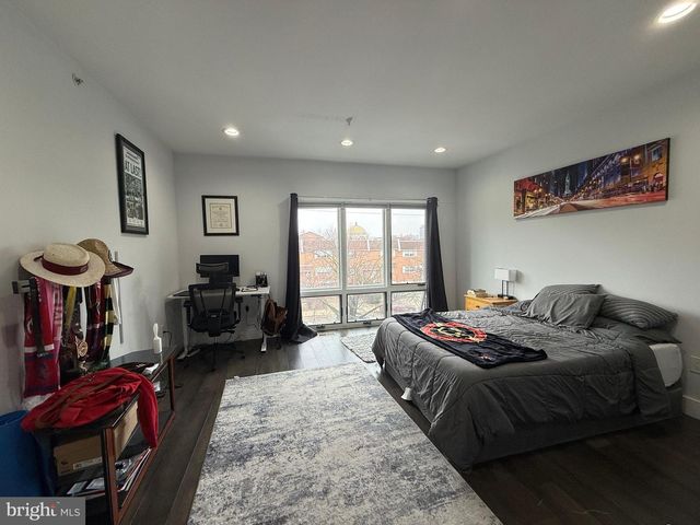 819 N 5TH ST, Philadelphia, PA 19123