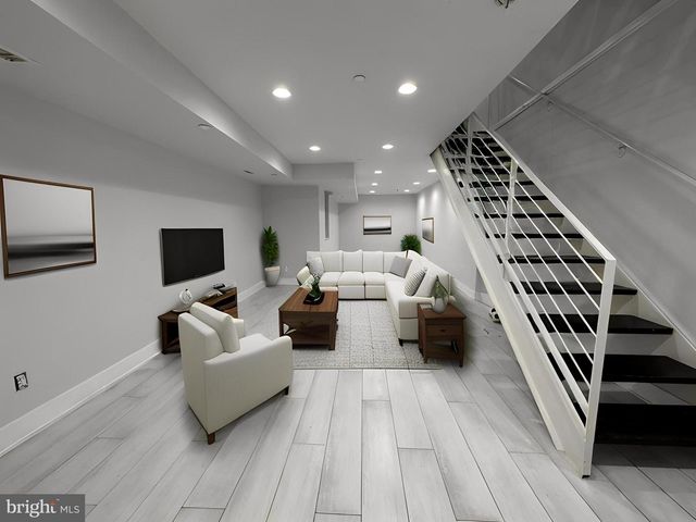 819 N 5TH ST, Philadelphia, PA 19123