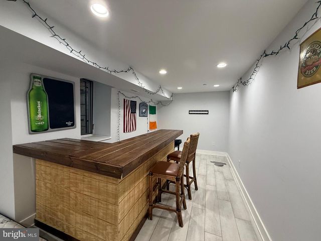 819 N 5TH ST, Philadelphia, PA 19123