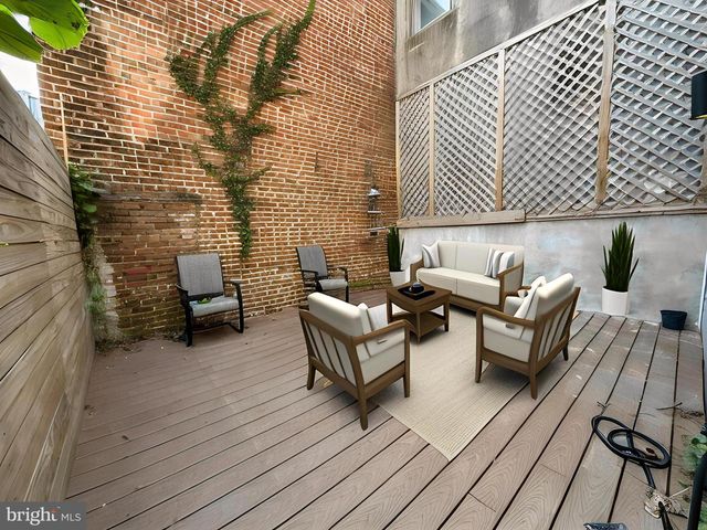 819 N 5TH ST, Philadelphia, PA 19123