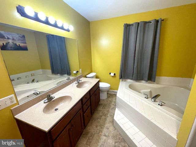 190 BIGLAR CT, Windsor, PA 17366