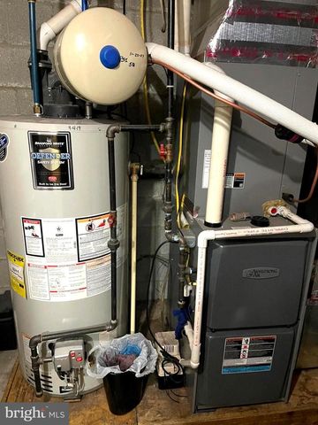 190 BIGLAR CT, Windsor, PA 17366