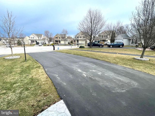 190 BIGLAR CT, Windsor, PA 17366