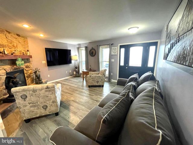 190 BIGLAR CT, Windsor, PA 17366