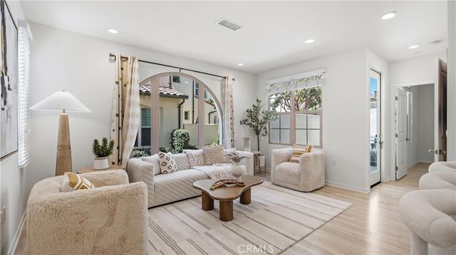 115 Tubeflower, Irvine, CA 92618