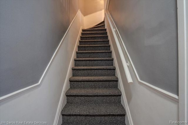 913 Alter Road, Detroit, MI 48215