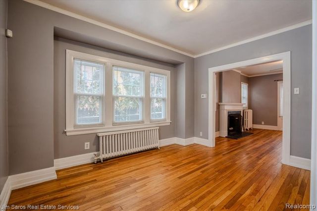 913 Alter Road, Detroit, MI 48215